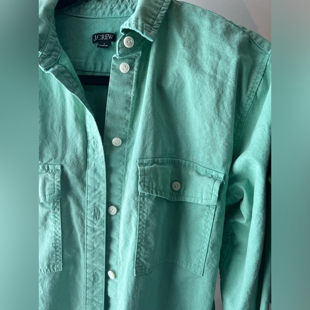 J. Crew button down size 2 - Picture 5 of 9